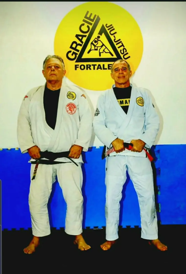 Mestre Dunga de kimono na Gracie Humaitá Fortaleza