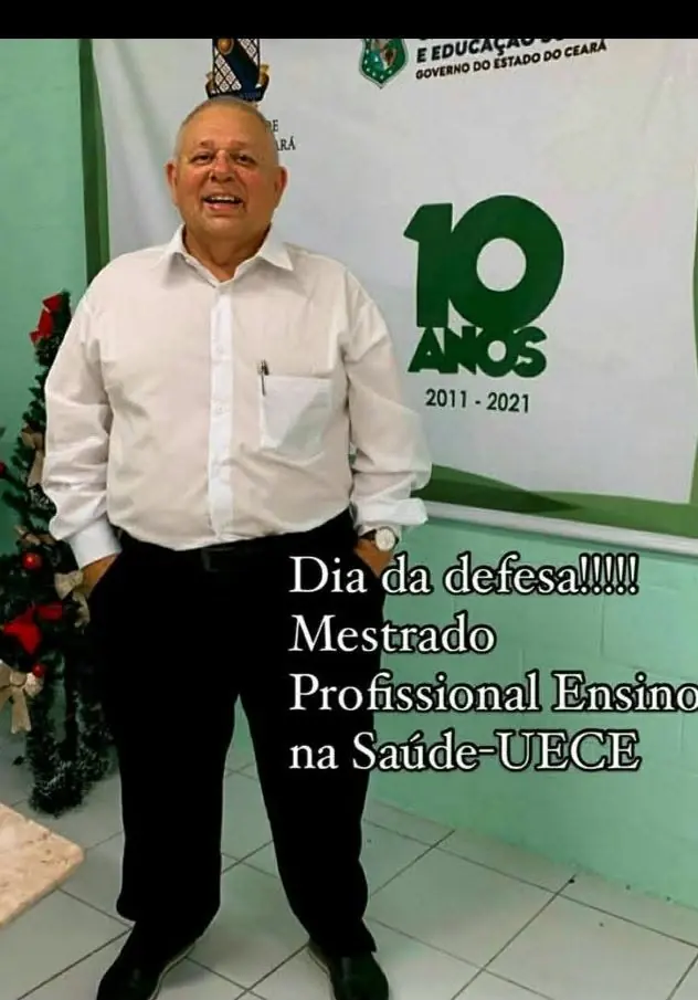 Mestre Dunga no dia da defesa do mestrado na UECE